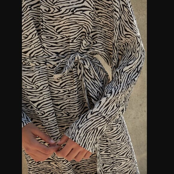 Nanushka Hierro Zebra Block Print Long Sleeve Mini Dress M - Picture 3 of 9